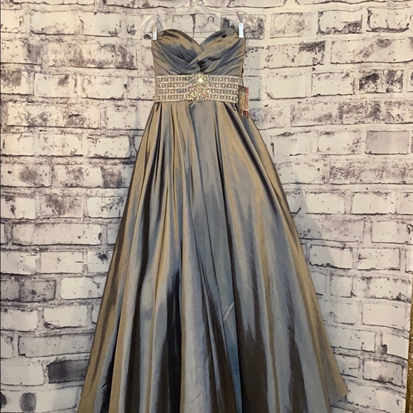 Night Moves Dresses & Skirts - Night Moves- prom dress